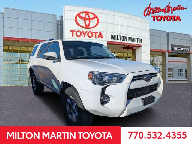 2023 Toyota 4Runner SR5's photo