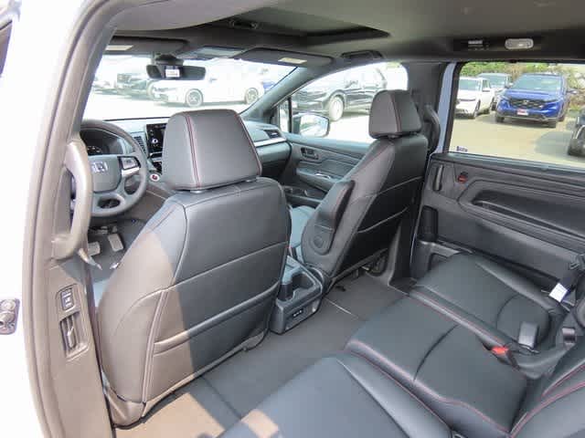 2026 Honda Odyssey photo 13