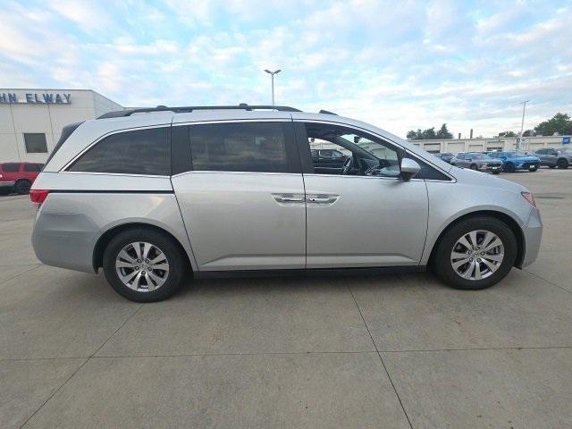 2015 Honda Odyssey EX-L photo 4