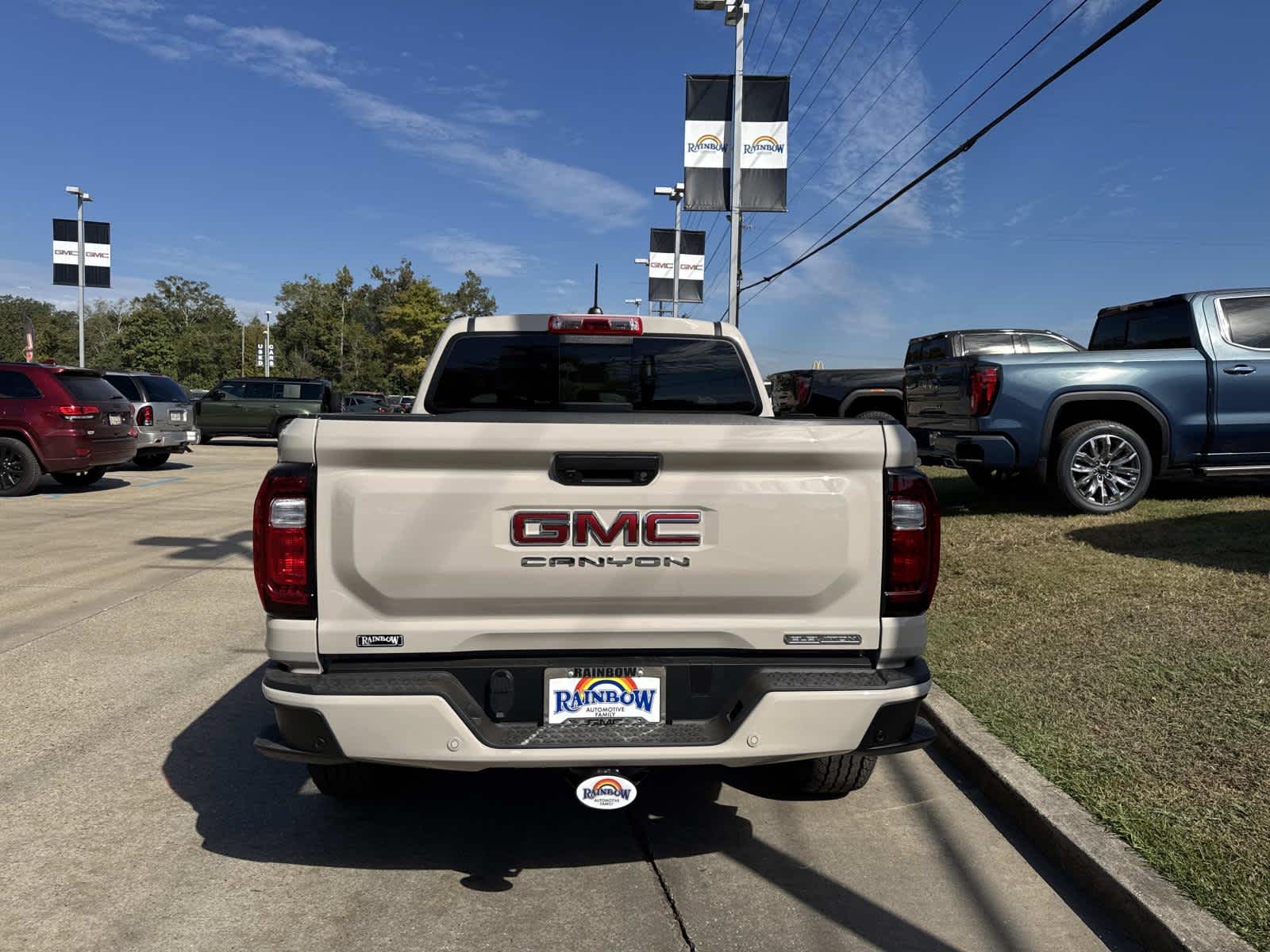 2026 Gmc Canyon Elevation photo 4