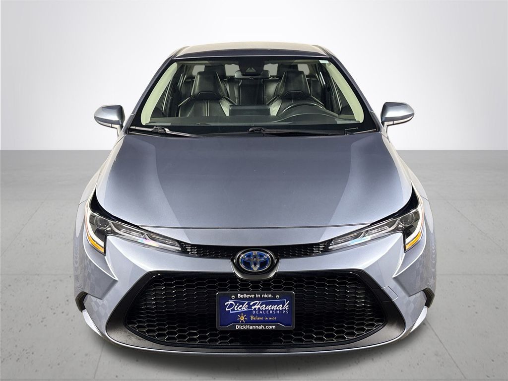 2022 Toyota Corolla Hybrid LE photo 3