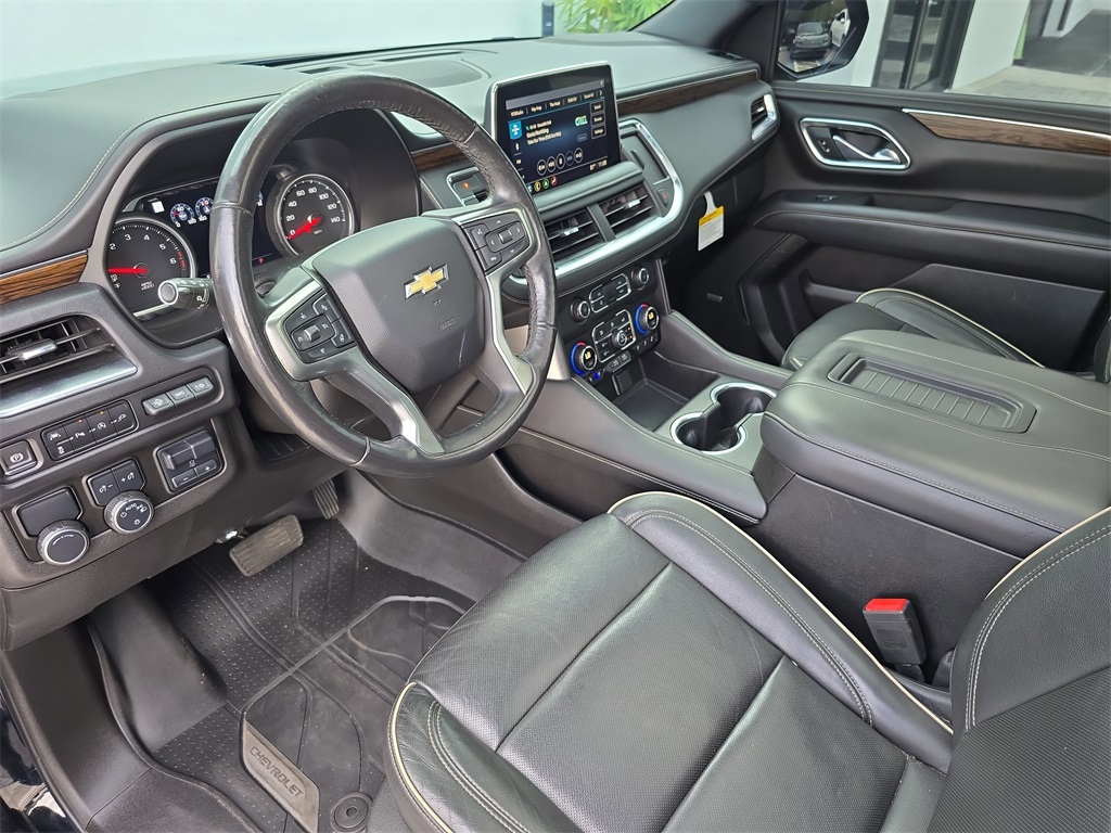 2021 Chevrolet Suburban Premier photo 25