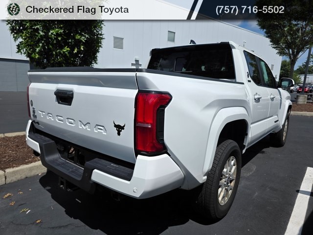 2024 Toyota Tacoma SR5 photo 5