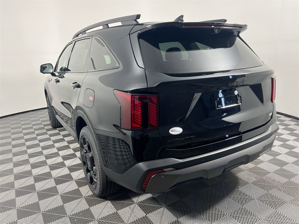 2025 Kia Sorento X-Line SX Prestige photo 3
