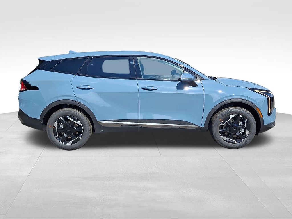 2026 Kia Sportage Hybrid S photo 5