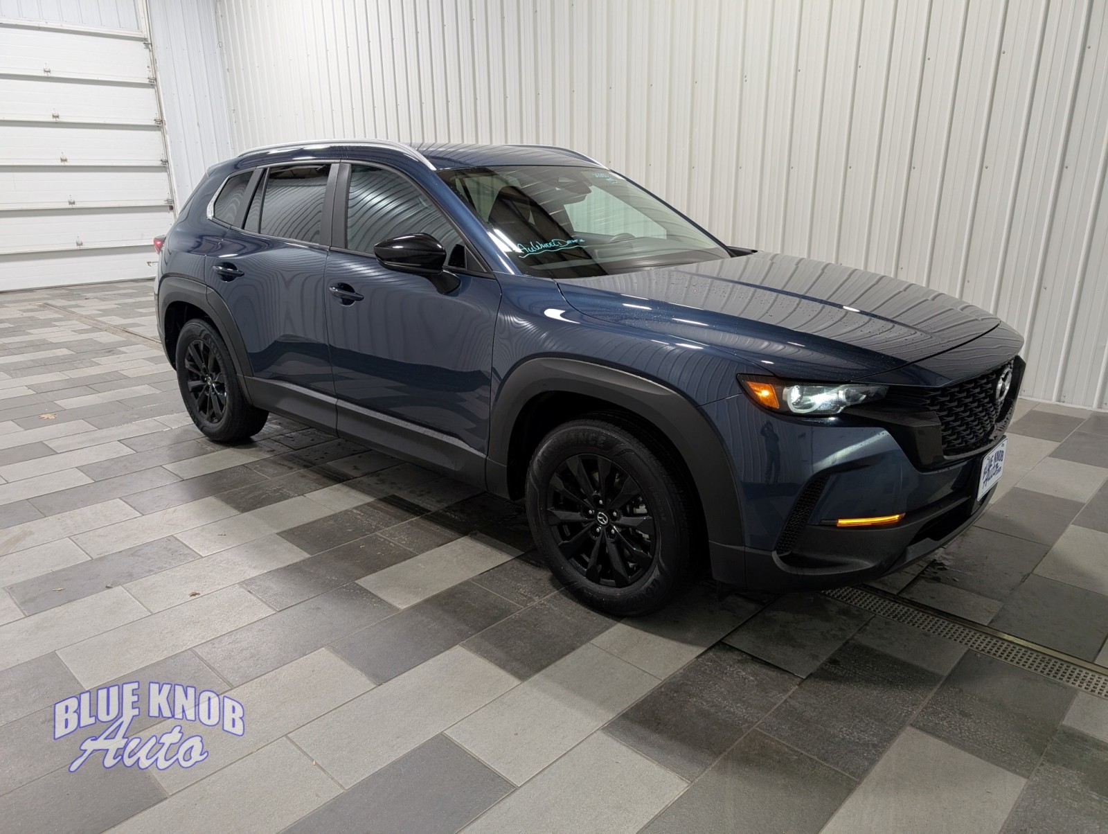 2025 Mazda CX-50 2.5 S Preferred photo 4