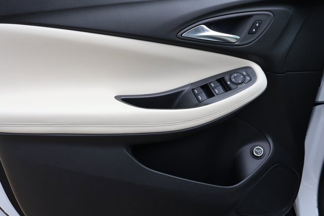 2026 Buick Encore GX Sport Touring photo 9