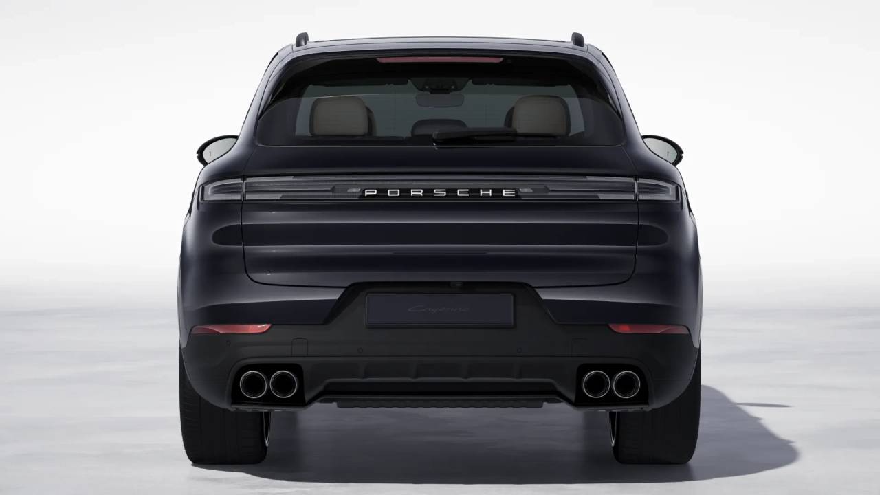 2026 Porsche Cayenne photo 8