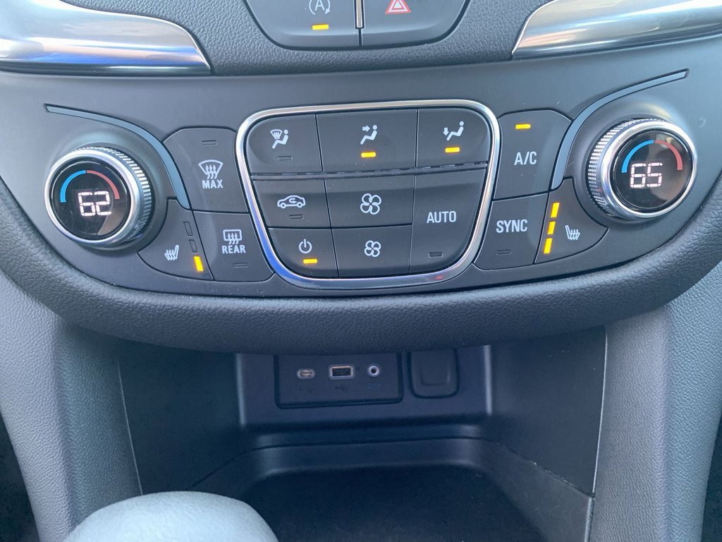 2022 Chevrolet Equinox LT photo 18