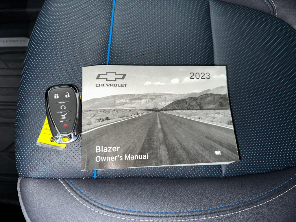 2023 Chevrolet Blazer RS photo 19
