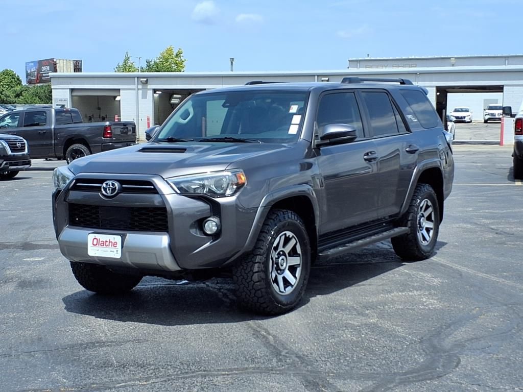 Used 2020 Toyota 4Runner Off-Road with VIN JTEBU5JR2L5789603 for sale in Kansas City