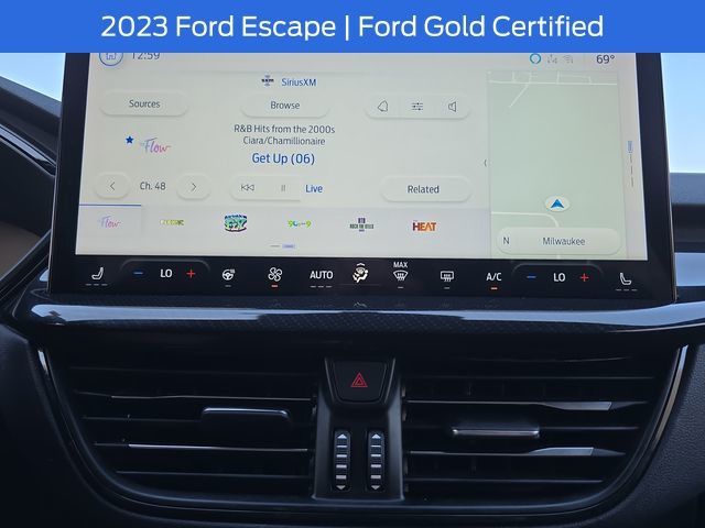 2023 Ford Escape ST-Line photo 24