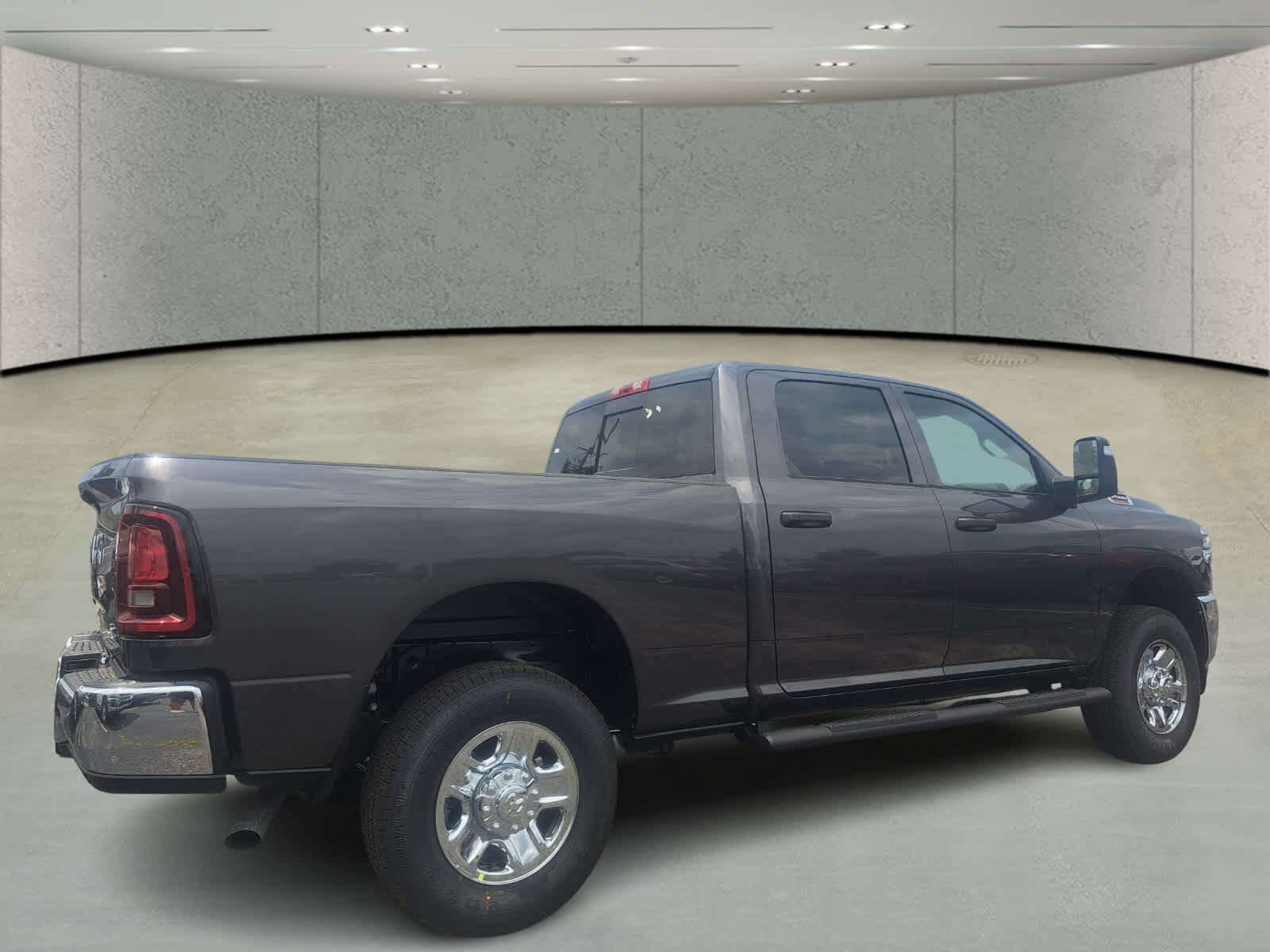 2025 Ram 2500 Tradesman photo 5