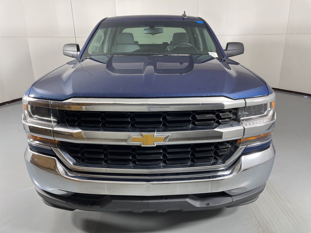 2017 Chevrolet Silverado 1500 LS photo 3