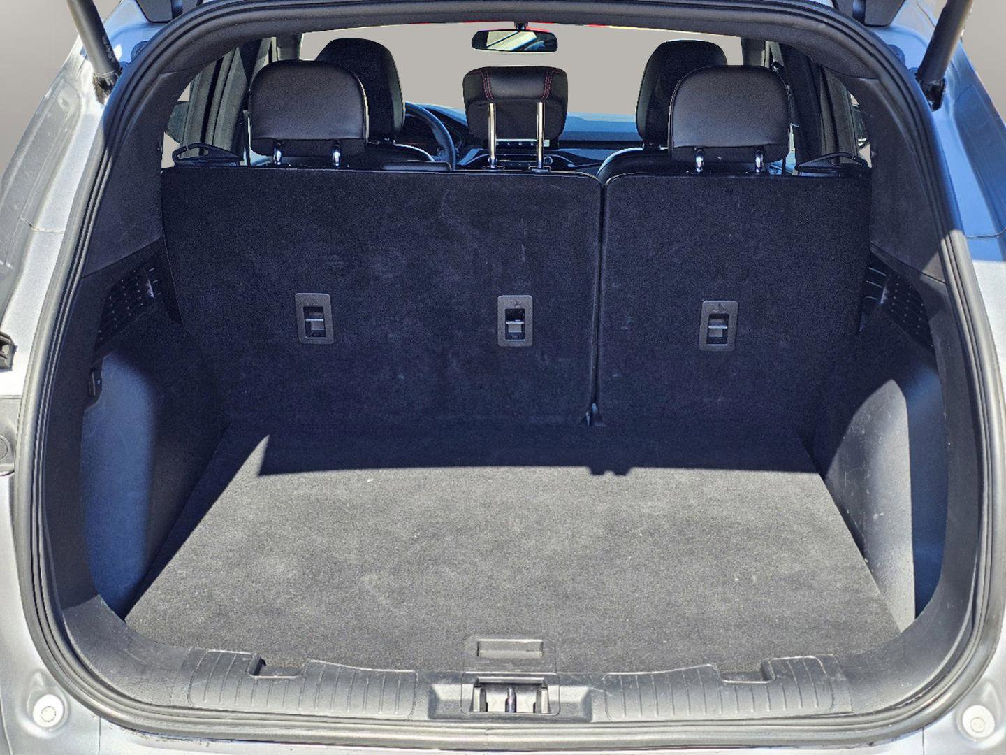 2024 Ford Escape ST-Line photo 24