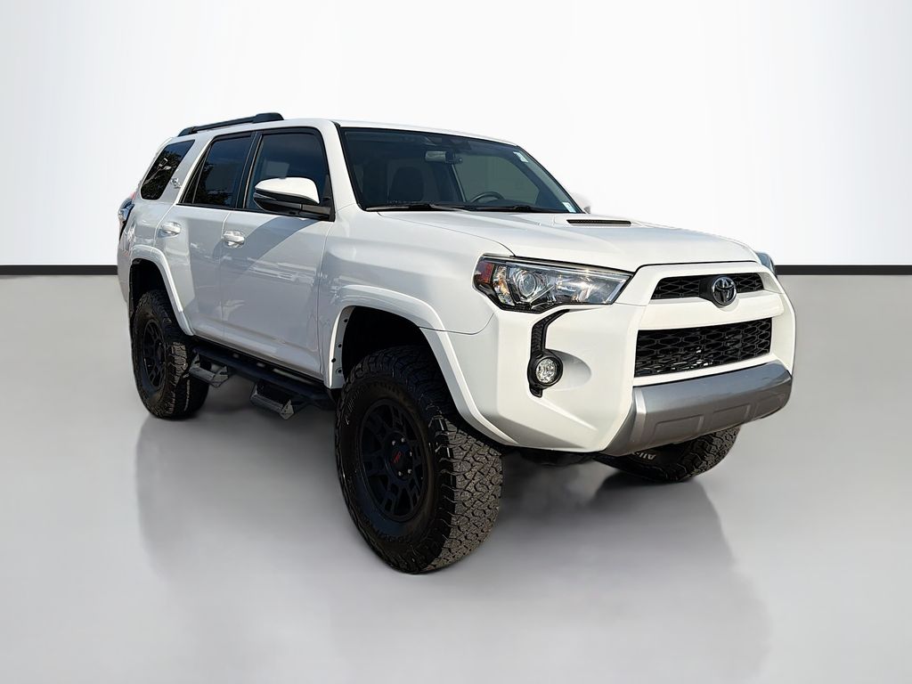 2019 Toyota 4Runner TRD Off-Road Premium's photo