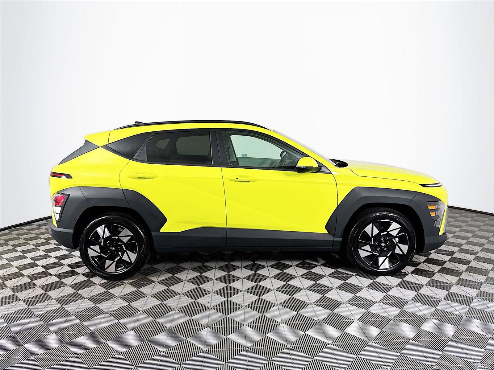 2024 Hyundai Kona SEL photo 8