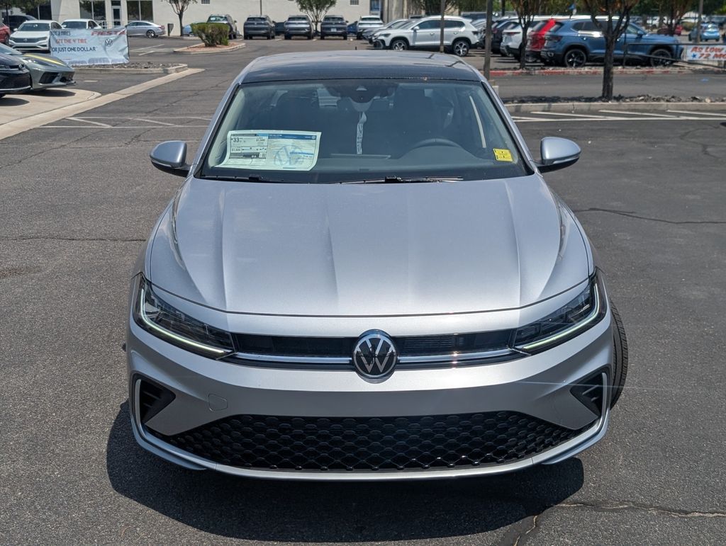 2025 Volkswagen Jetta 1.5T SEL photo 3
