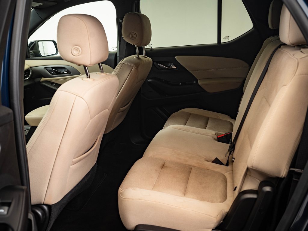 2023 Chevrolet Traverse LS photo 26
