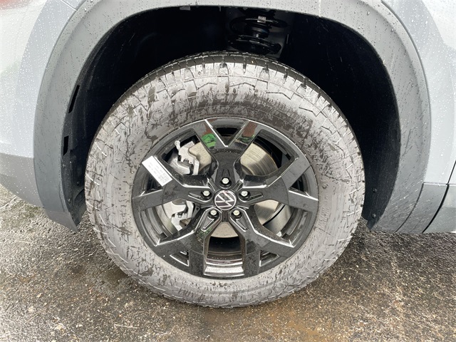 2025 Volkswagen Atlas Peak Edition SE photo 29