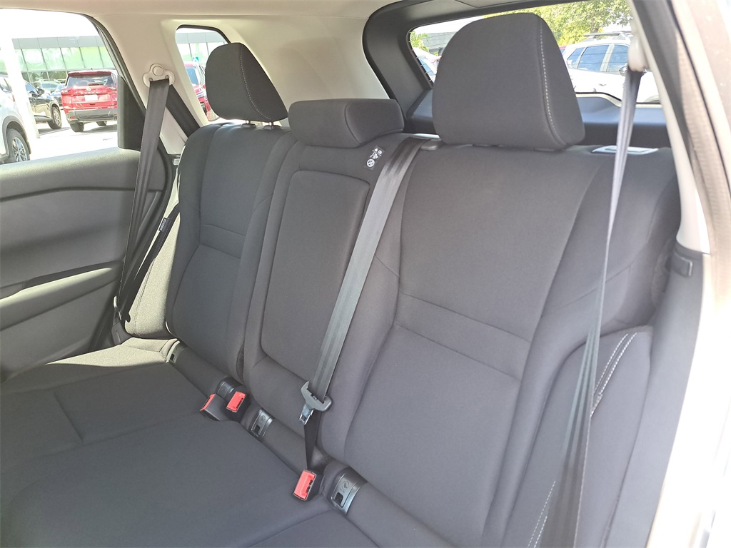 2026 Nissan Rogue S photo 13