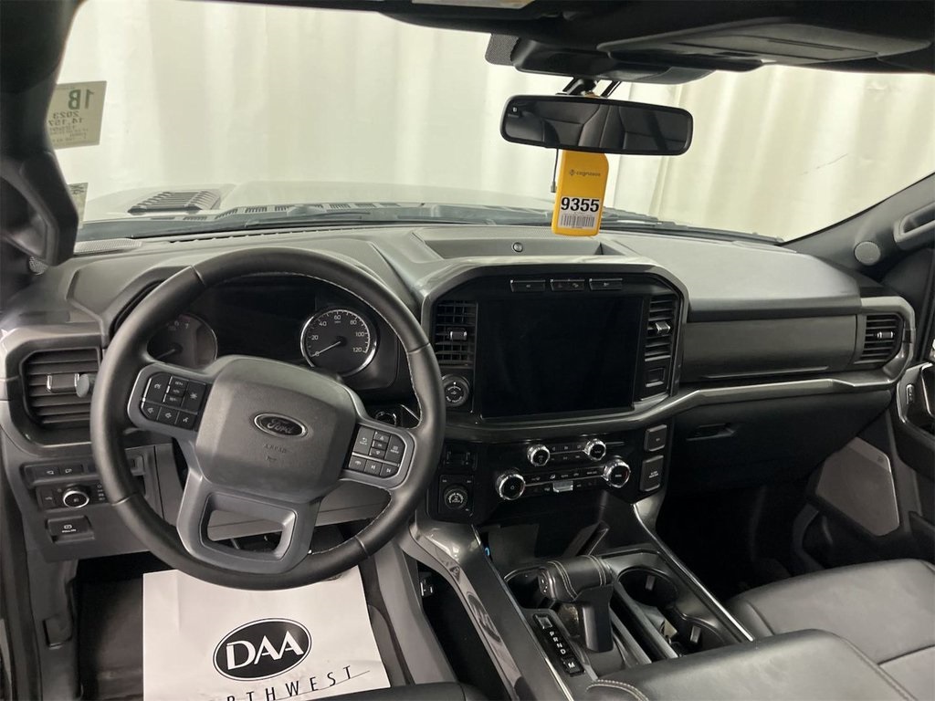 2023 Ford F-150 XLT photo 4