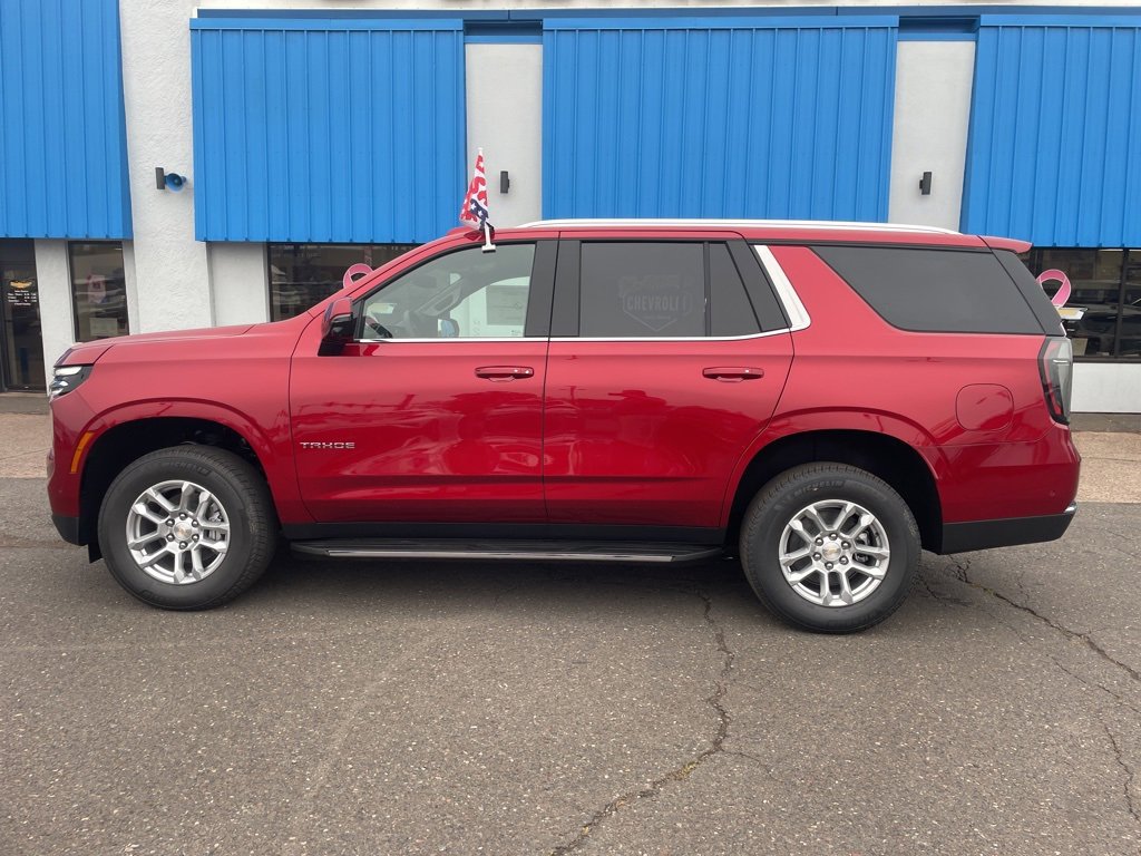 2025 Chevrolet Tahoe LT photo 8