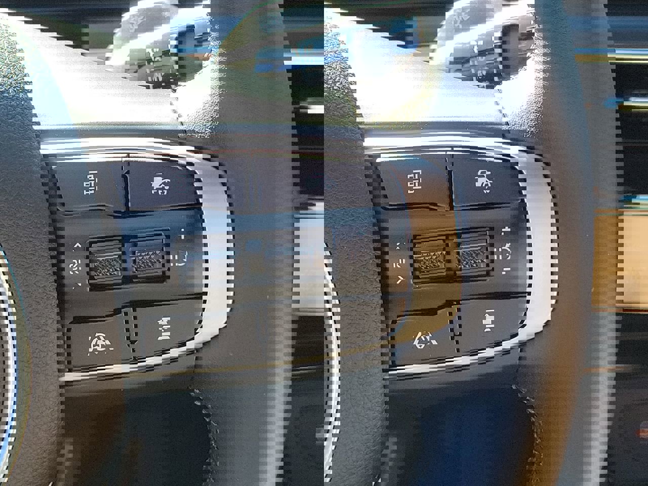 2025 Kia K5 GT-Line photo 27