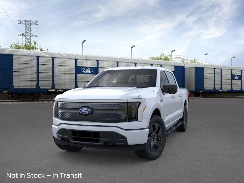 2025 Ford F-150 Lightning photo 2