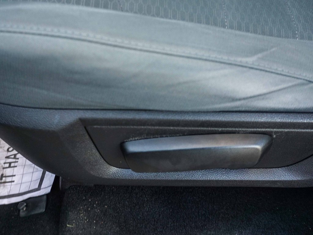 2019 Ram 1500 Classic SLT photo 18