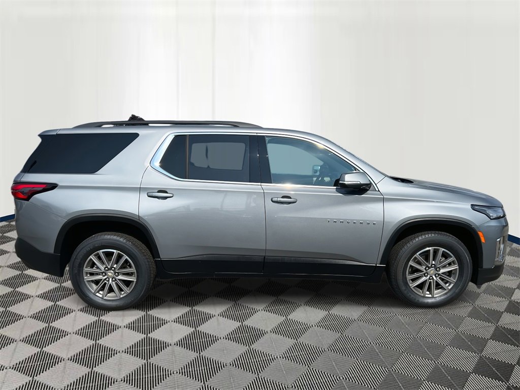 2023 Chevrolet Traverse Cloth photo 5