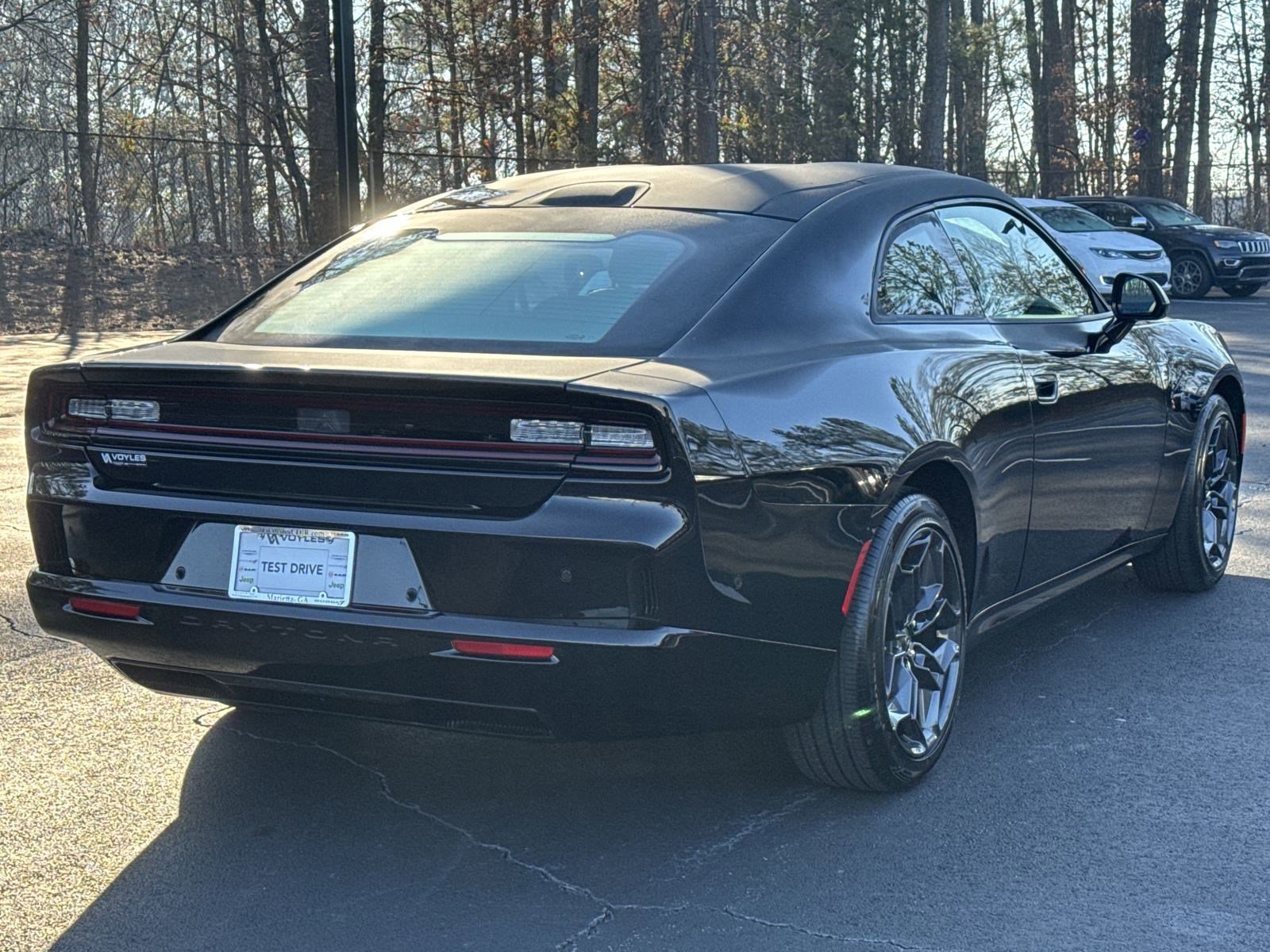2025 Dodge Charger R/T photo 6