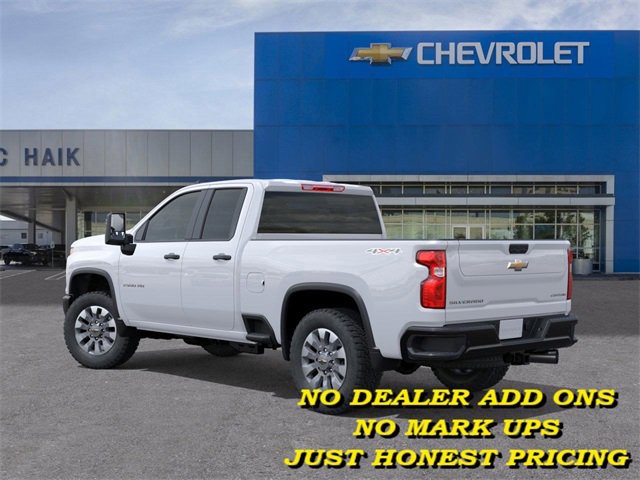 2025 Chevrolet Silverado 2500HD photo 3