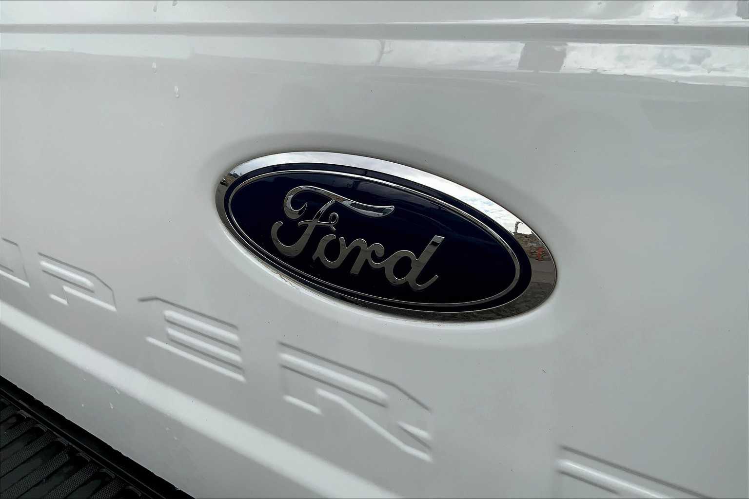 2024 Ford F-250 Lariat photo 26