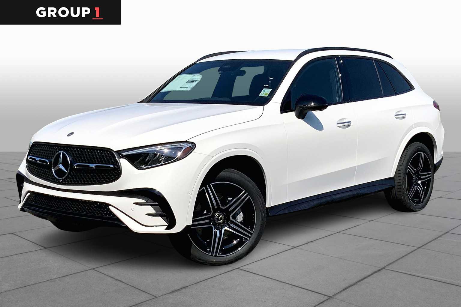 2025 Mercedes-Benz GLC Base's photo