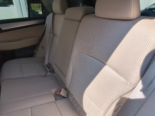 2019 Subaru Outback 2.5i Premium photo 30