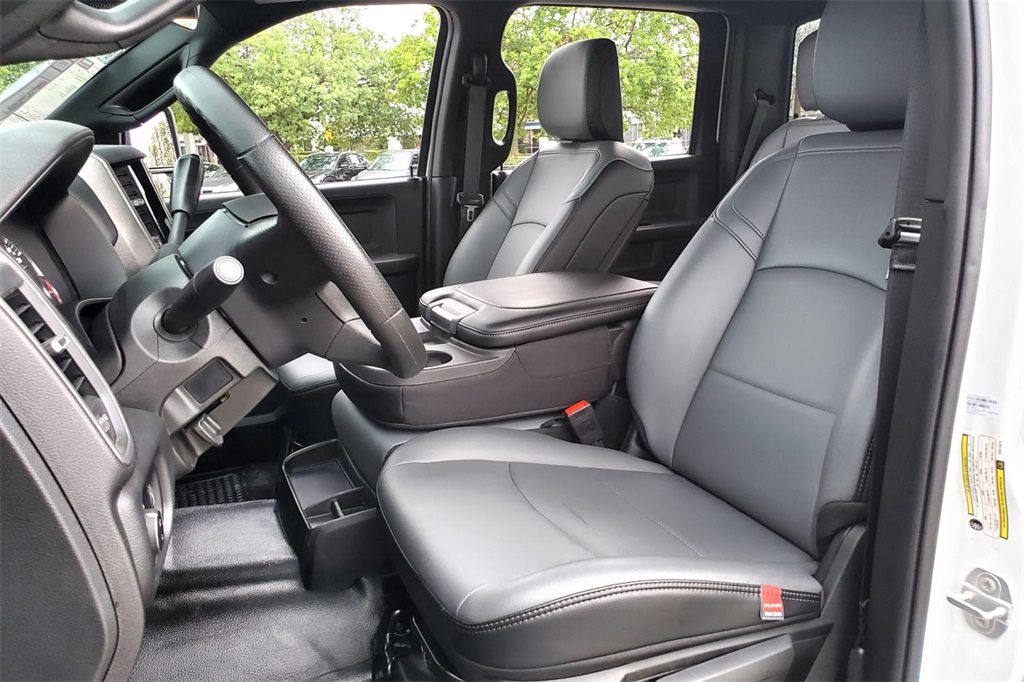 2025 Ram 2500 Tradesman photo 9