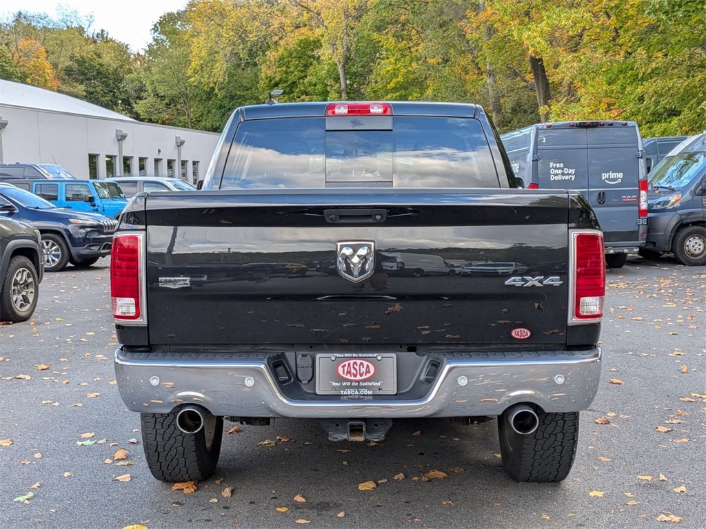 2017 Ram 1500 Laramie photo 4