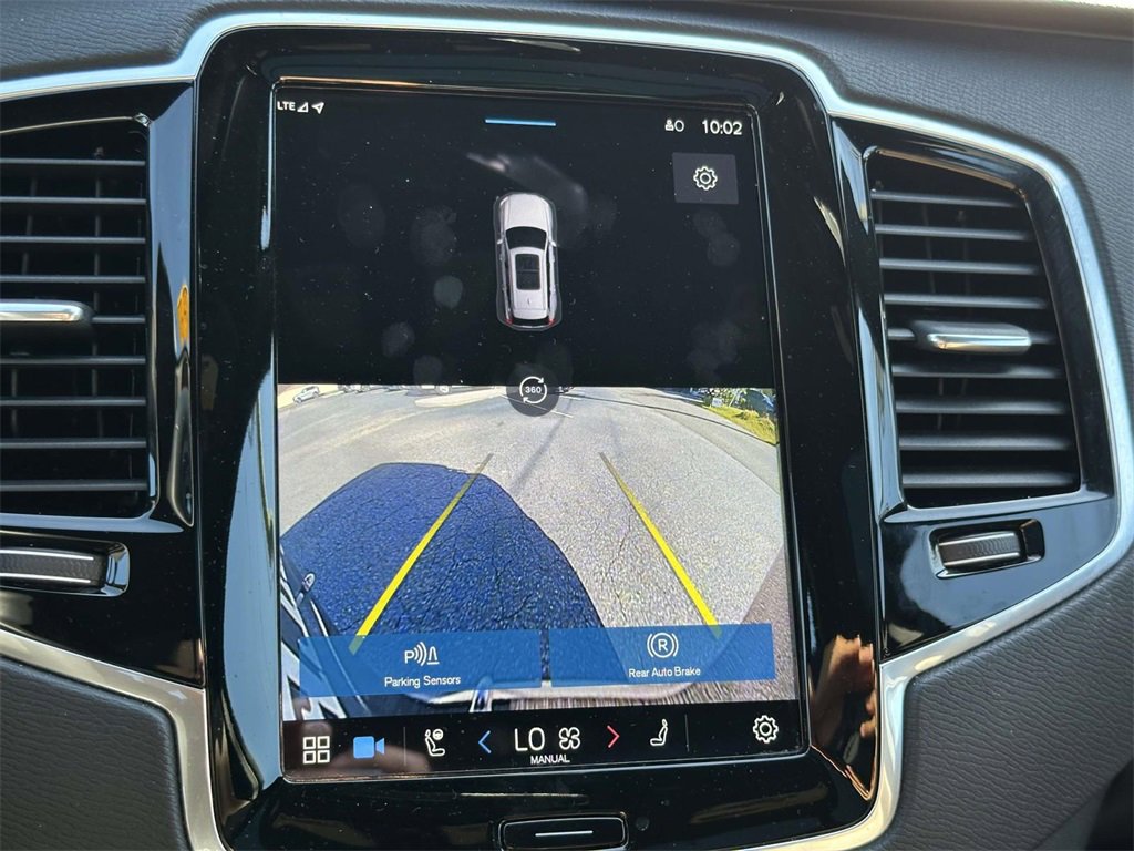 2023 Volvo XC90 Plus photo 3