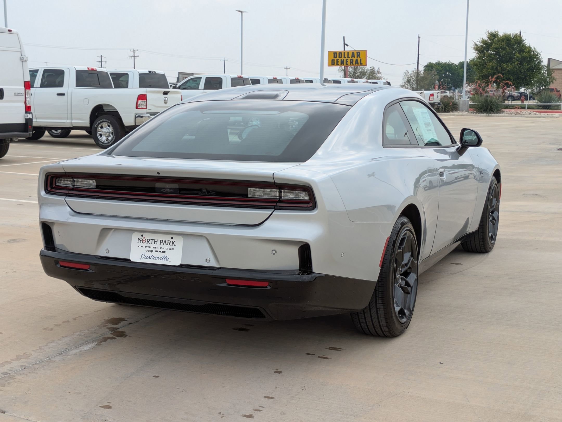 2025 Dodge Charger R/T photo 3