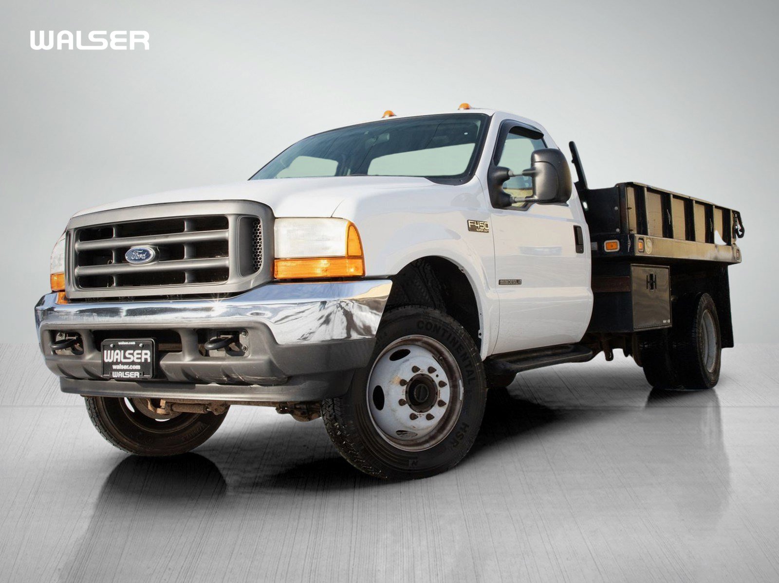 2001 Ford F-450's photo