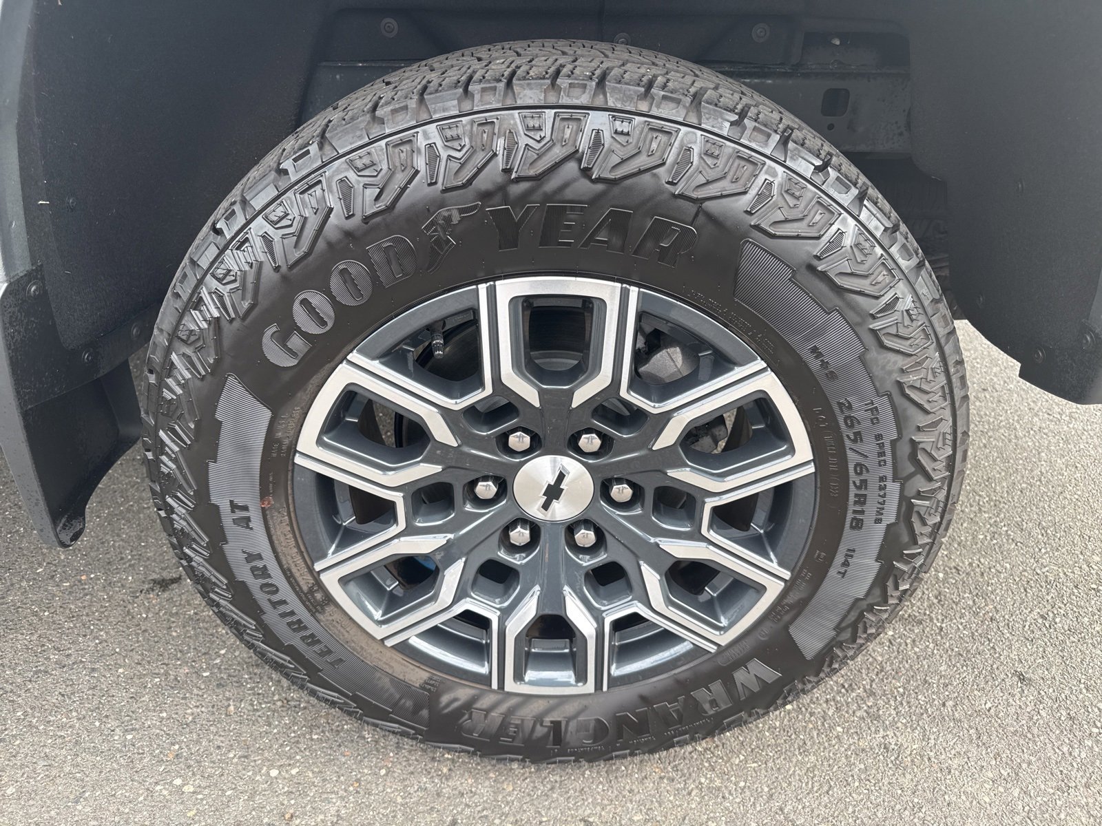 2023 Chevrolet Colorado Z71 photo 10