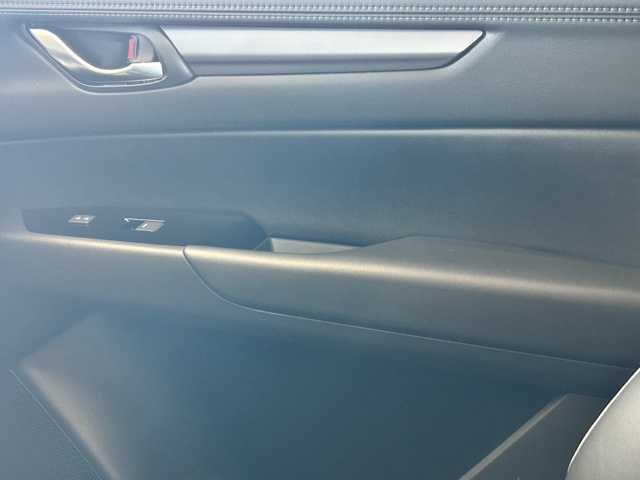 2025 Mazda CX-5 2.5 Select photo 19