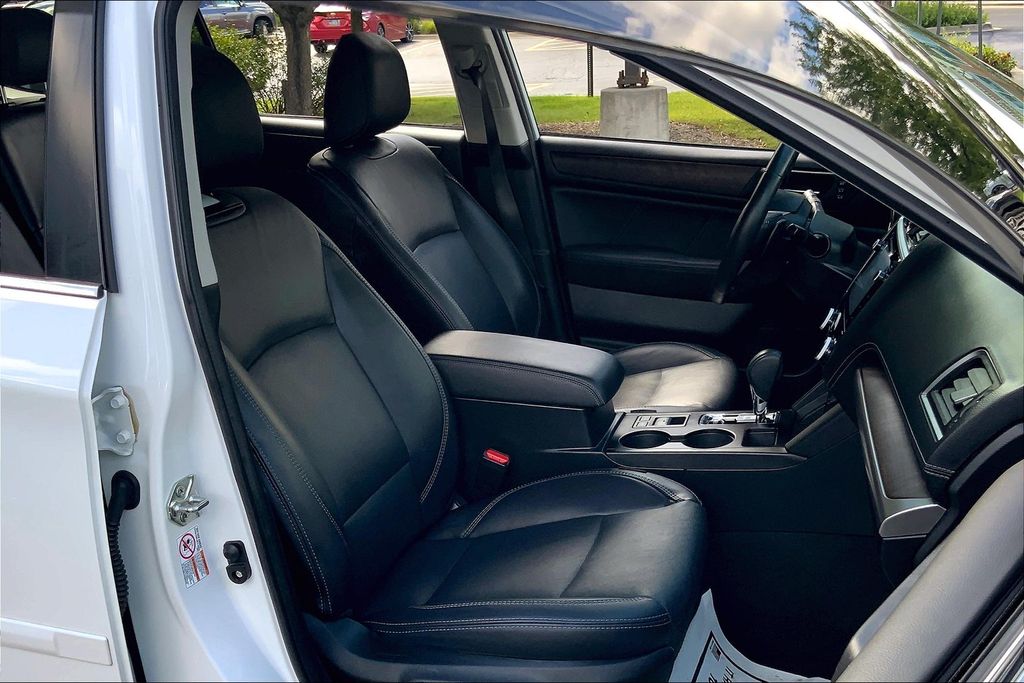 2018 Subaru Outback 3.6R Limited photo 4