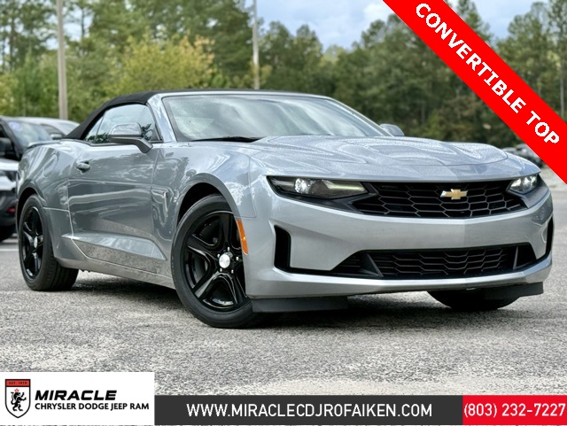 2023 Chevrolet Camaro 1LT's photo