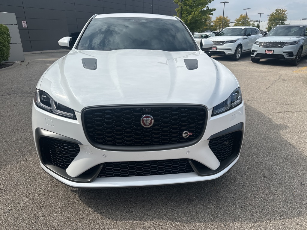 2023 Jaguar F-PACE SVR photo 17