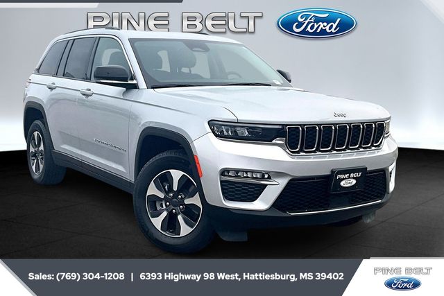2023 Jeep Grand Cherokee 4xe's photo