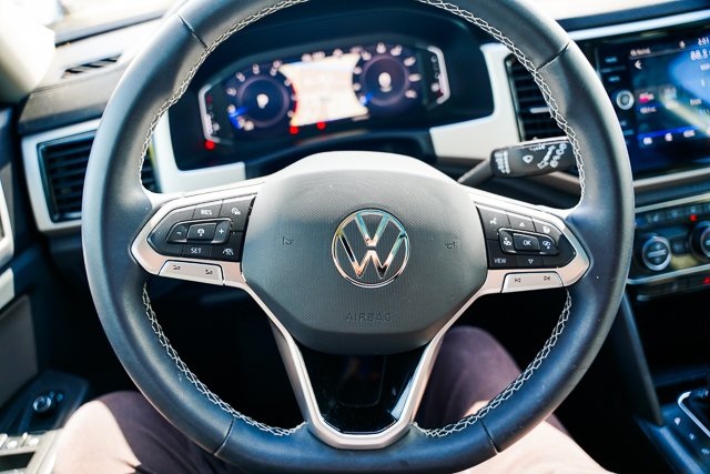 2023 Volkswagen Atlas SEL photo 12