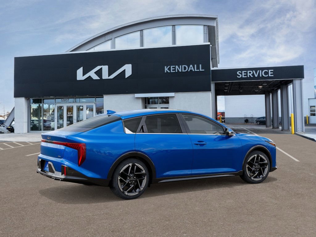 2025 Kia K4 GT-Line photo 4