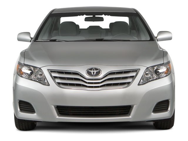 2010 Toyota Camry LE photo 4